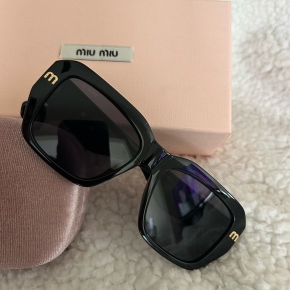Miu Miu Accessories - Miu Miu Black Oversized Sunglasses